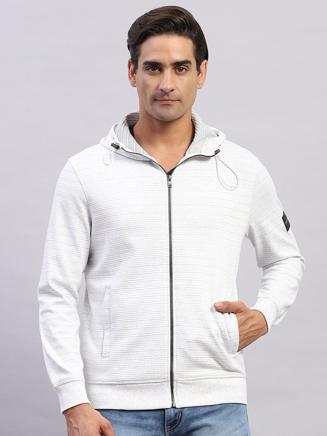 

Monte Carlo Men Solid Hooded Sweatshirt, White