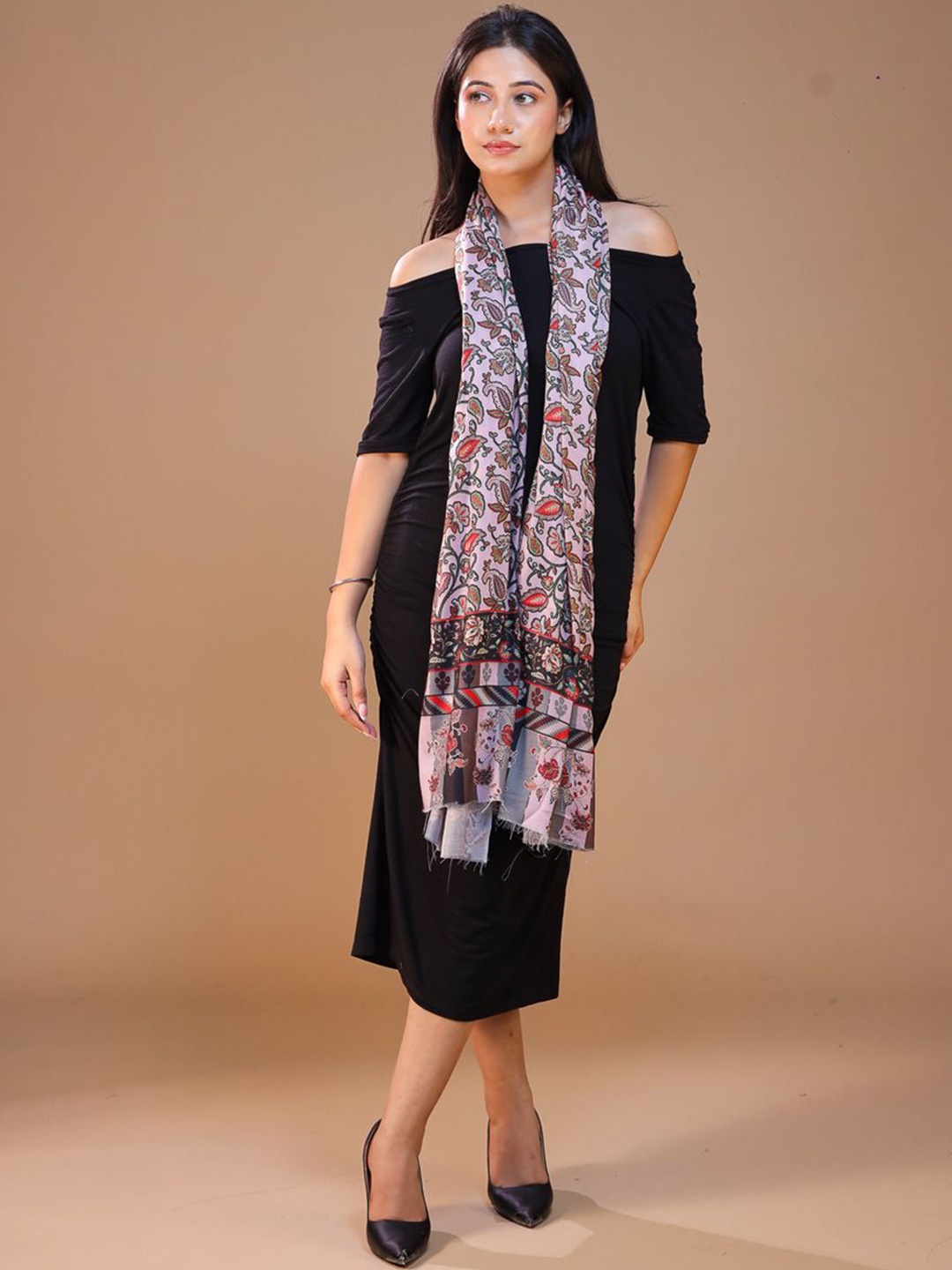 

SWI Stylish Floral Printed Woolen Shawl, Pink