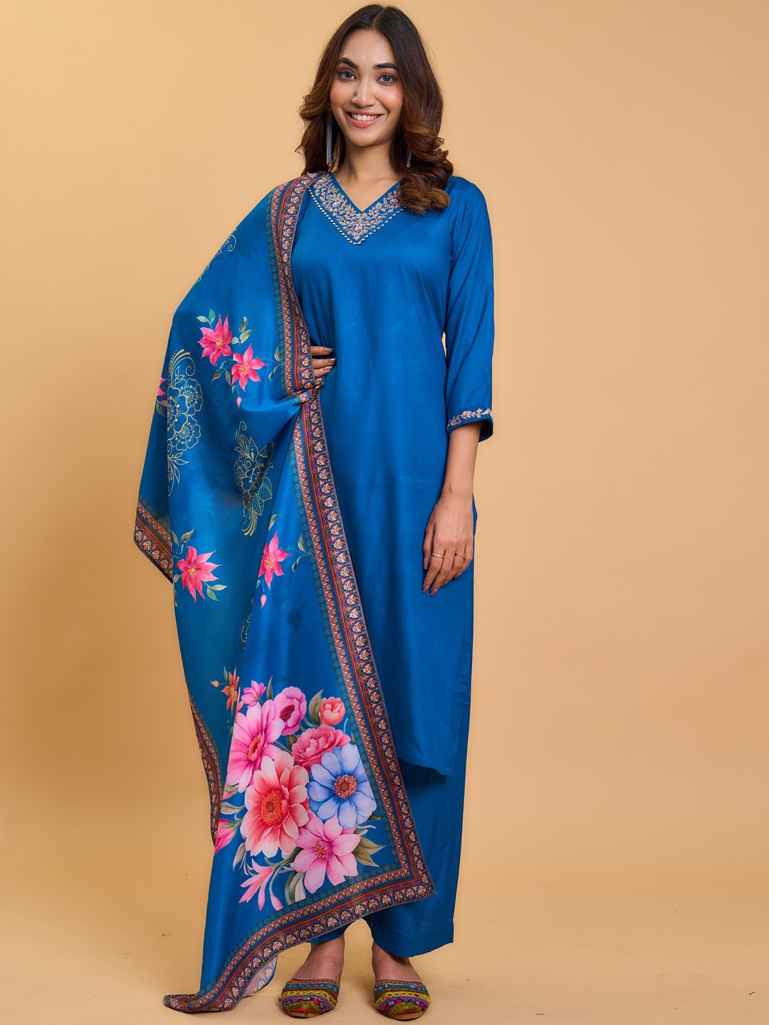 

HERE&NOW Floral Embroidered Thread Work Straight Kurta with Trousers & Dupatta, Blue