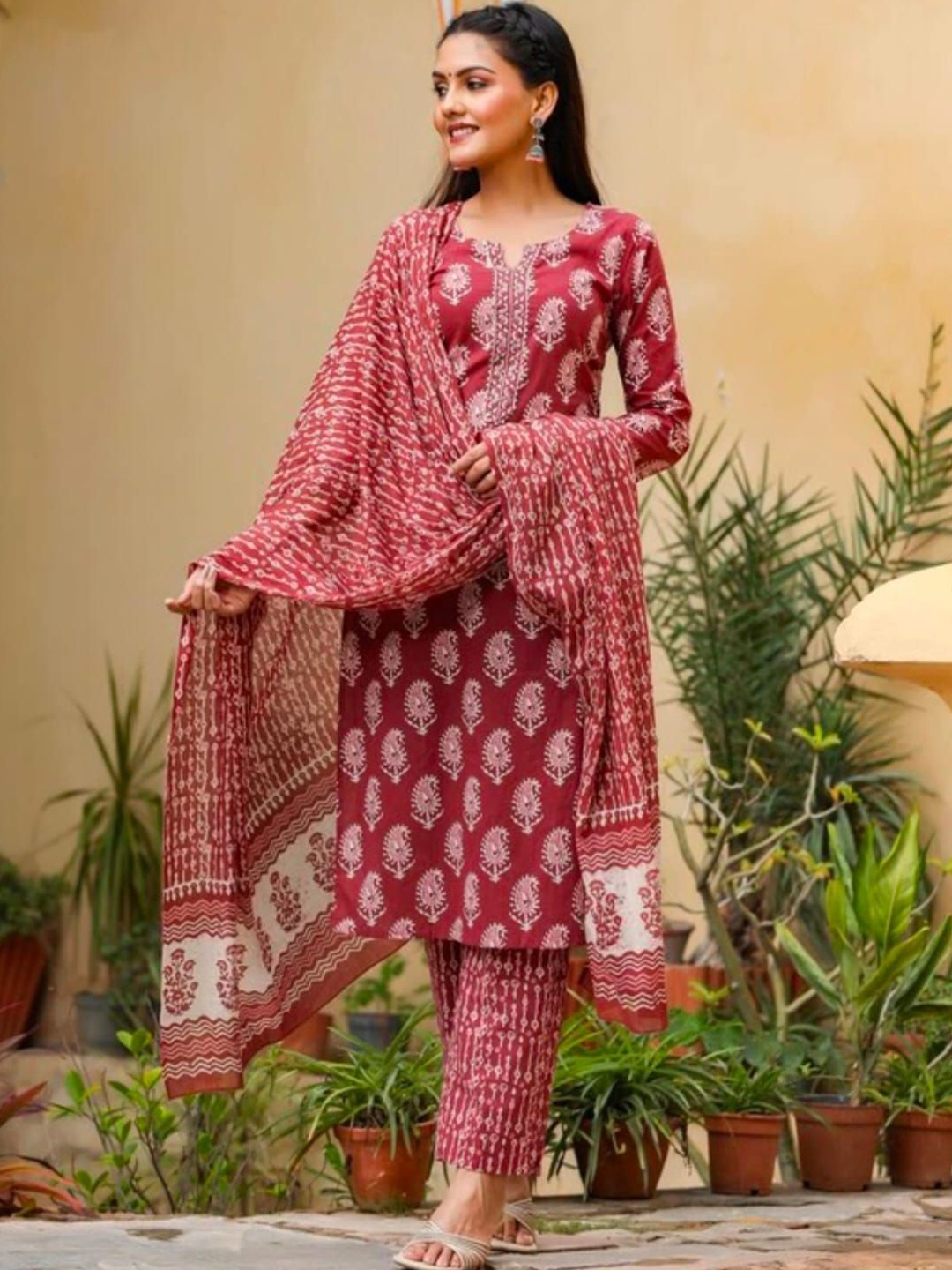 

Lali Creation Paisley Printed Round Neck Viscose Rayon kurta With Trousers & Dupatta, Maroon