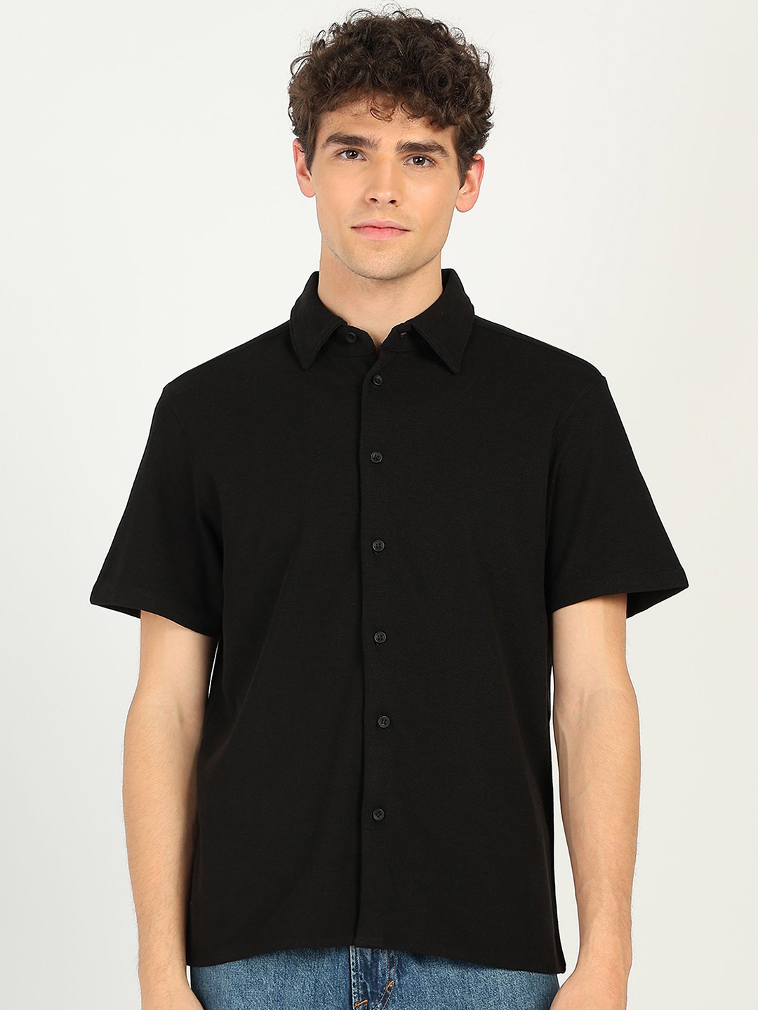 

Alan Jones Men Comfort Spread Collar Solid Cotton Relaxed Fit Casual Shirt, Black