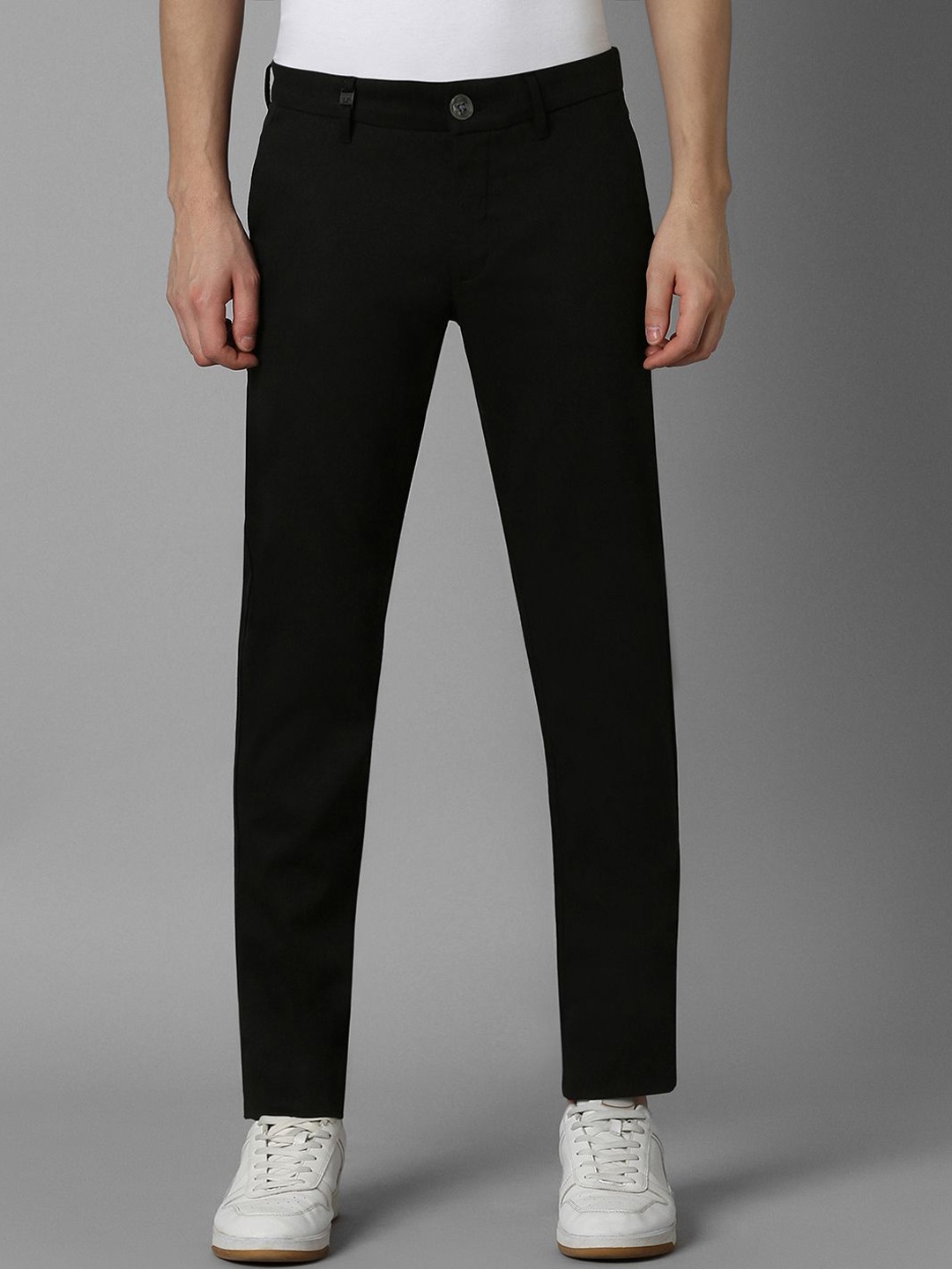 

Louis Philippe Sport Men Slim Fit Regular Trousers, Black