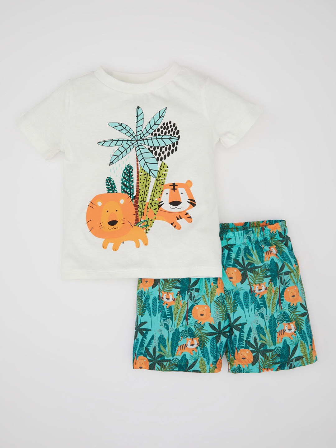 

DeFacto Boys Printed T-shirt With Shorts, White