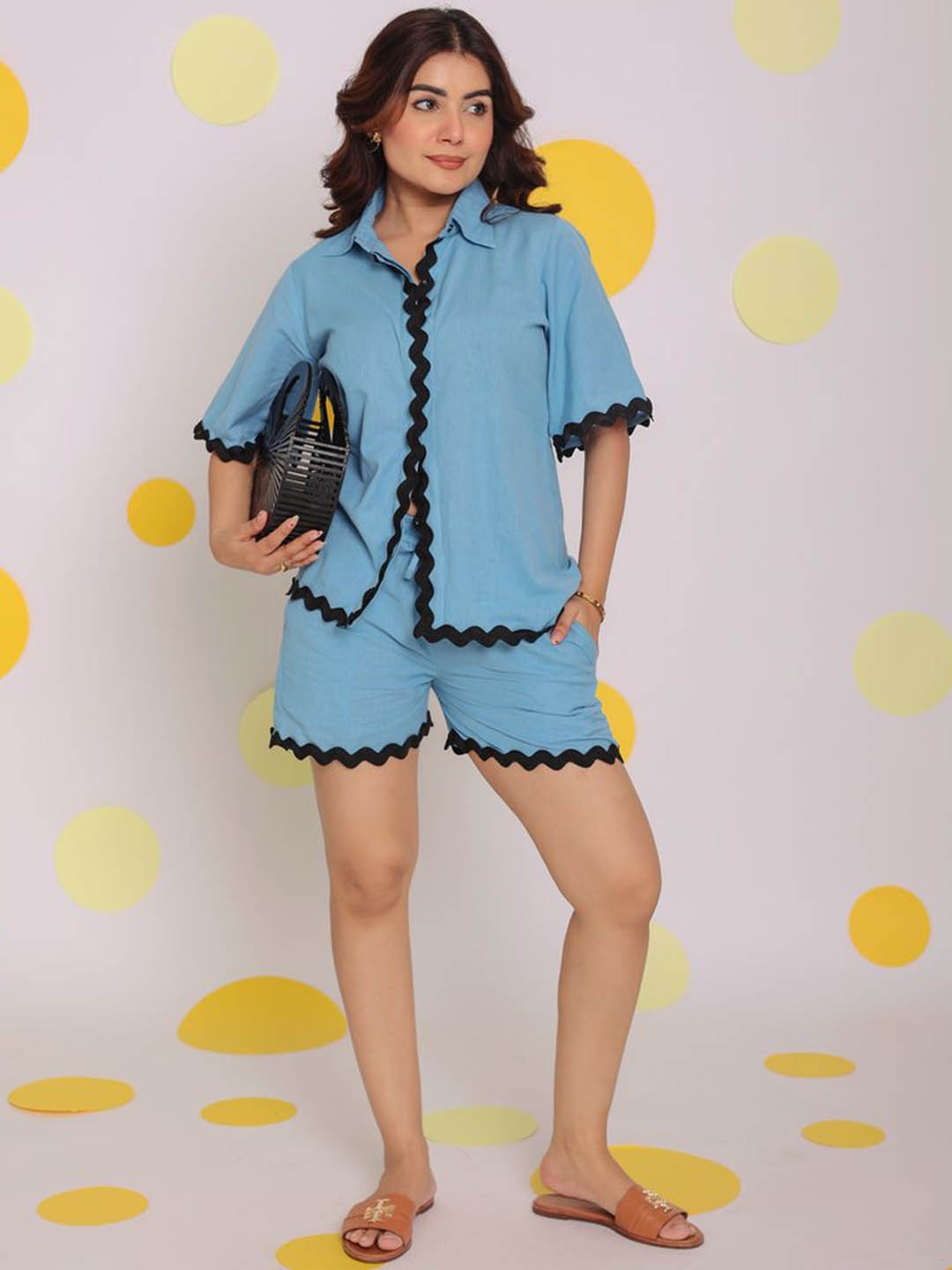 

KAORI BY SHREYA AGARWAL Hanrmony Linen Relaxed-Fit Shirt & Shorts, Blue