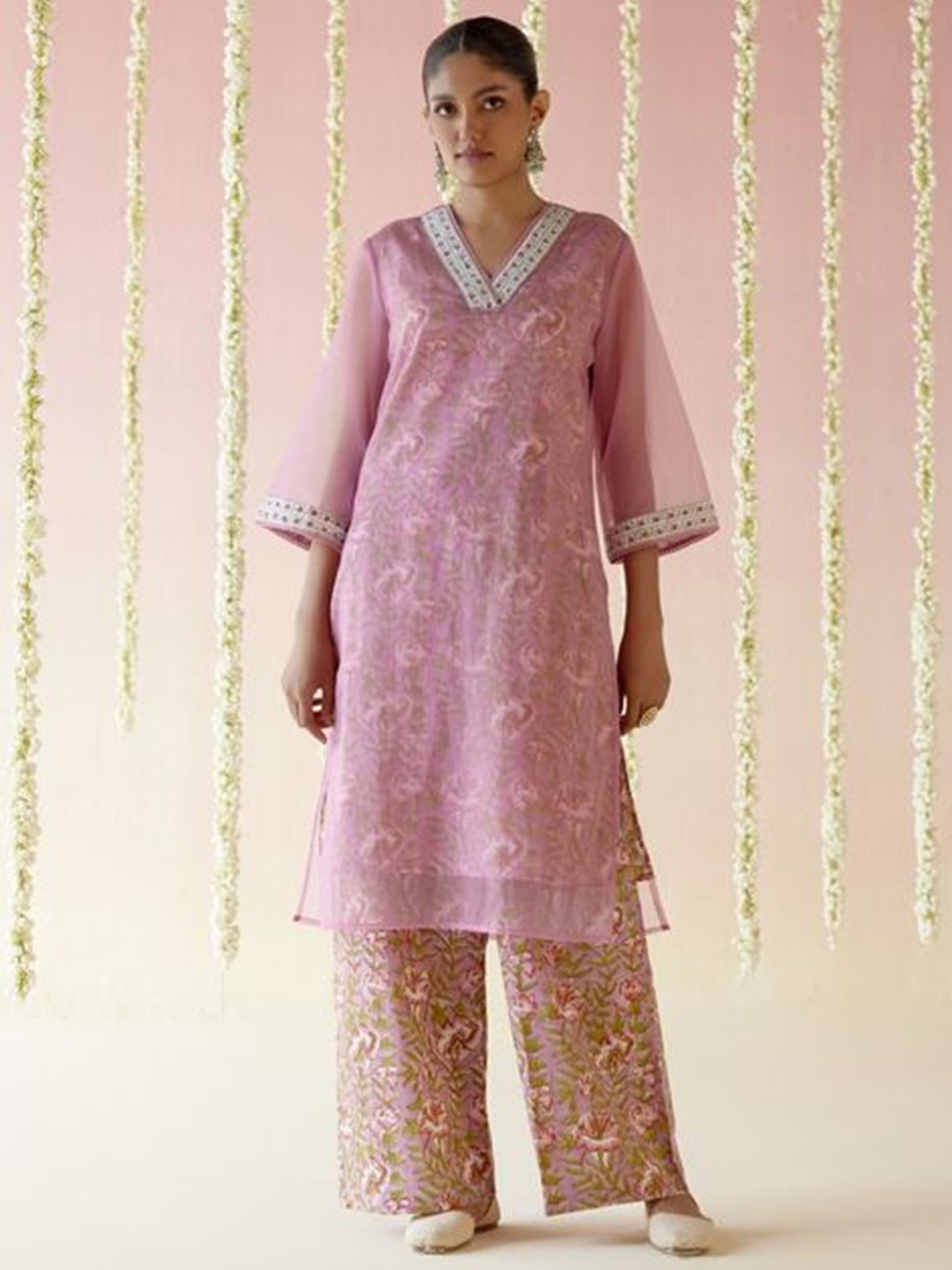 

NERO Women Floral Regular Pure Cotton Kurta with Trousers, Pink