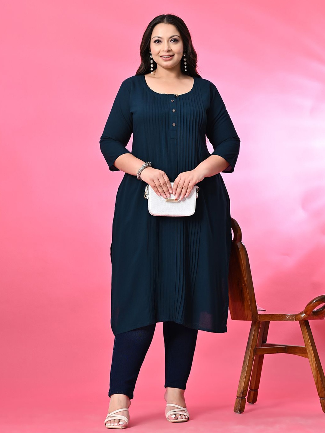 

PrettyPlus by Desinoor.com Plus Size Pintucks Round Neck Straight Kurta, Teal