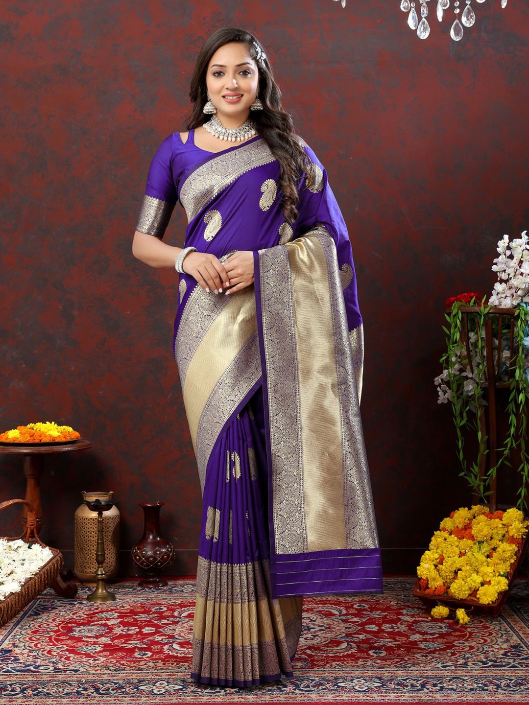 

MOKSHA DESIGNS Ethnic Motifs Woven Design Zari Pure Silk Kanjeevaram Saree, Purple