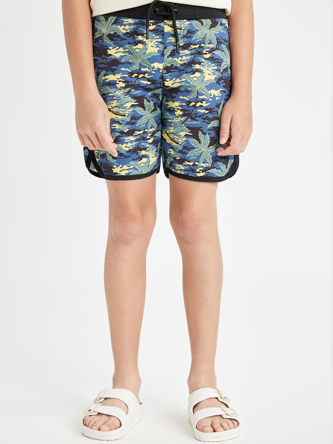 

DeFacto Boys Printed Swim Shorts, Black