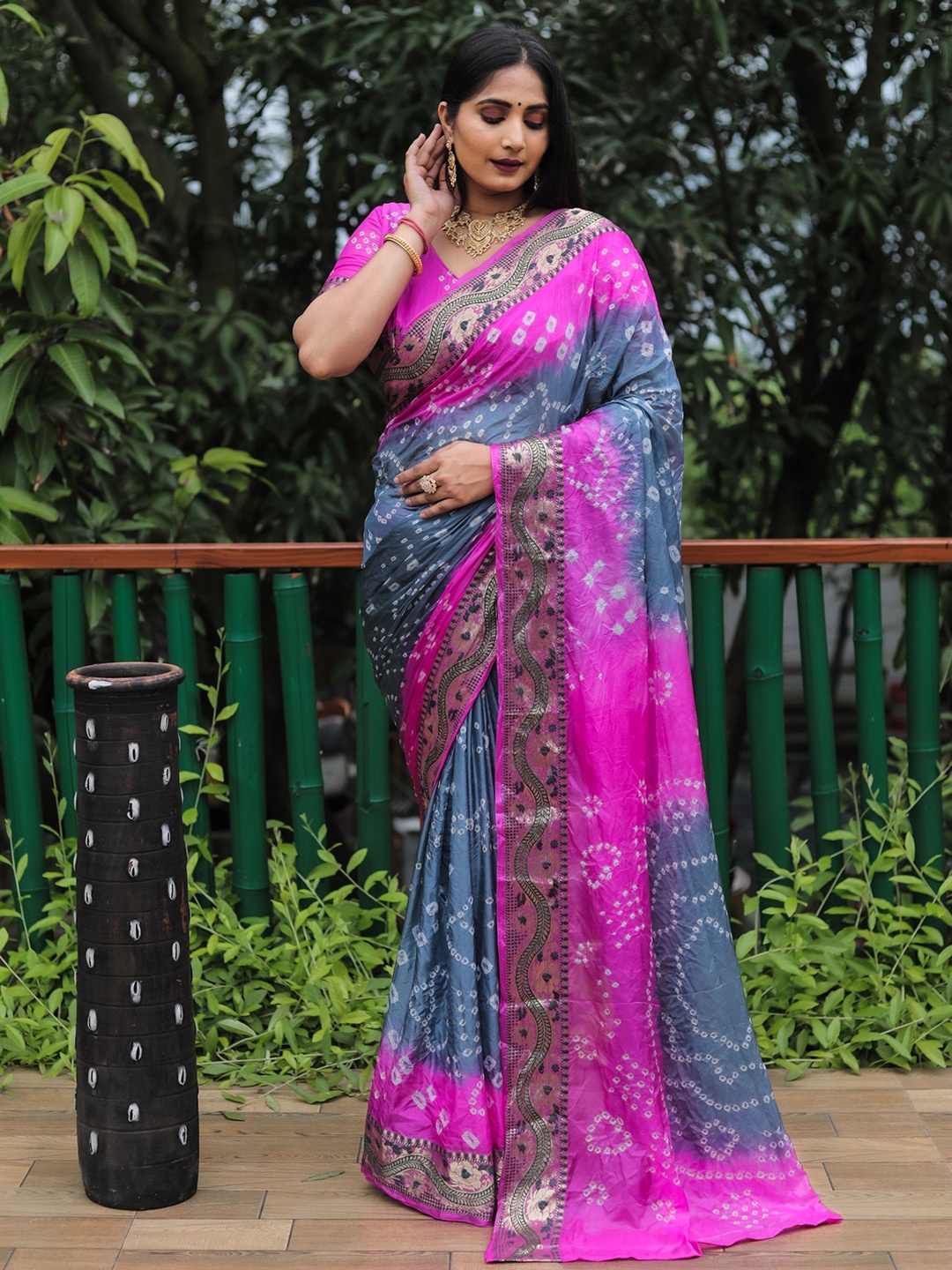 

Anaita Pure Silk Bandhani Saree, Pink