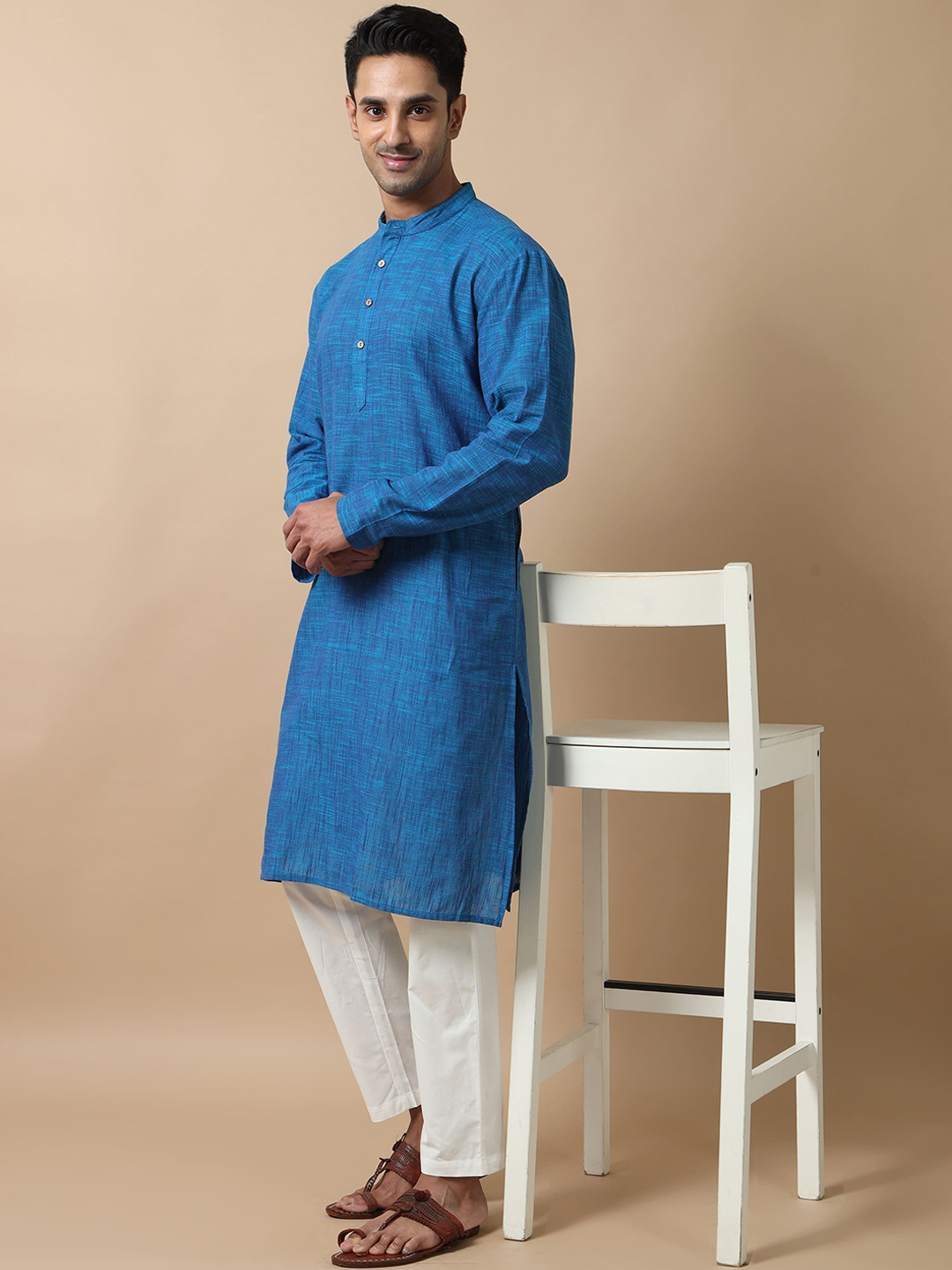 

FILORI Mandarin Collar Pure Cotton Straight Kurta with Pyjamas, Blue