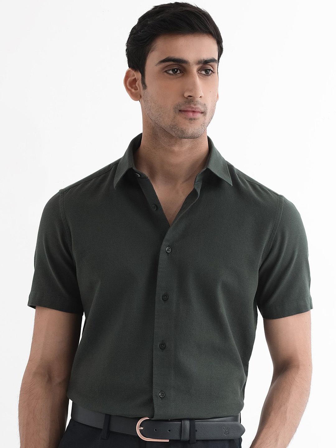 

RARE RABBIT Men Comfort Spread Collar Solid Cotton Boxy Casual Shirt, Green
