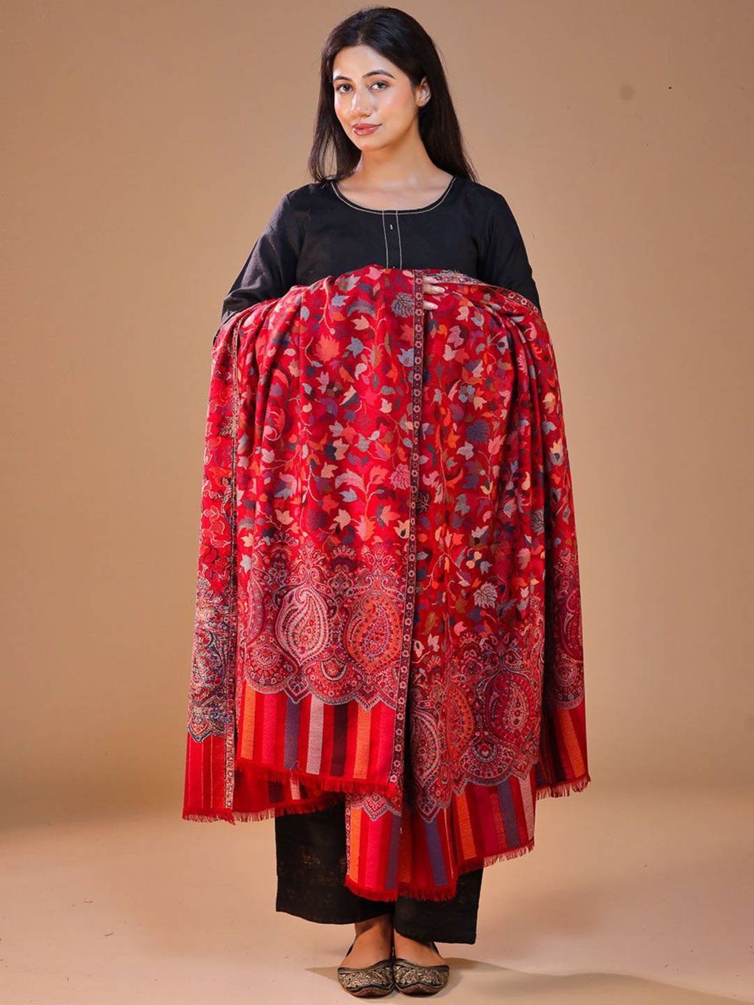 

SWI Stylish Ethnic Motifs Woven Design Woolen Shawl, Maroon