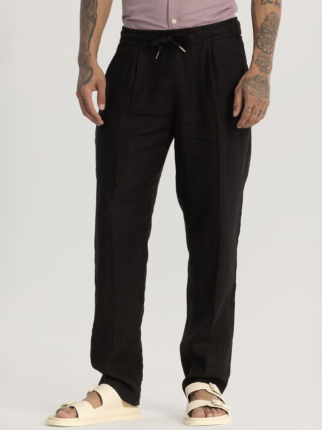 

Snitch Men Relaxed Loose Fit Solid Trousers, Black