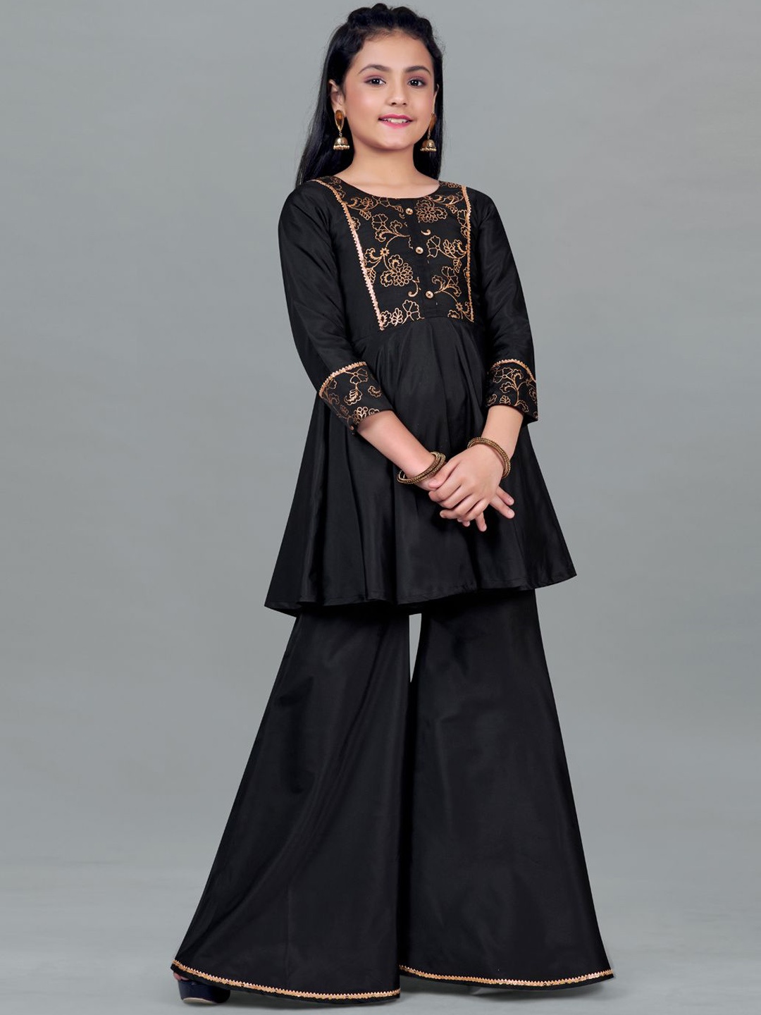 

BAESD Girls Floral Embroidered Regular A-Line Kurti with Sharara, Black