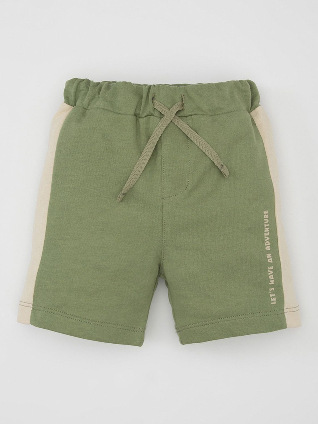 

DeFacto Boys Shorts, Green