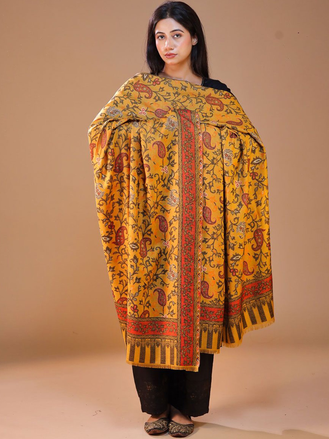 

SWI Stylish Floral Woven Design Shawl, Yellow