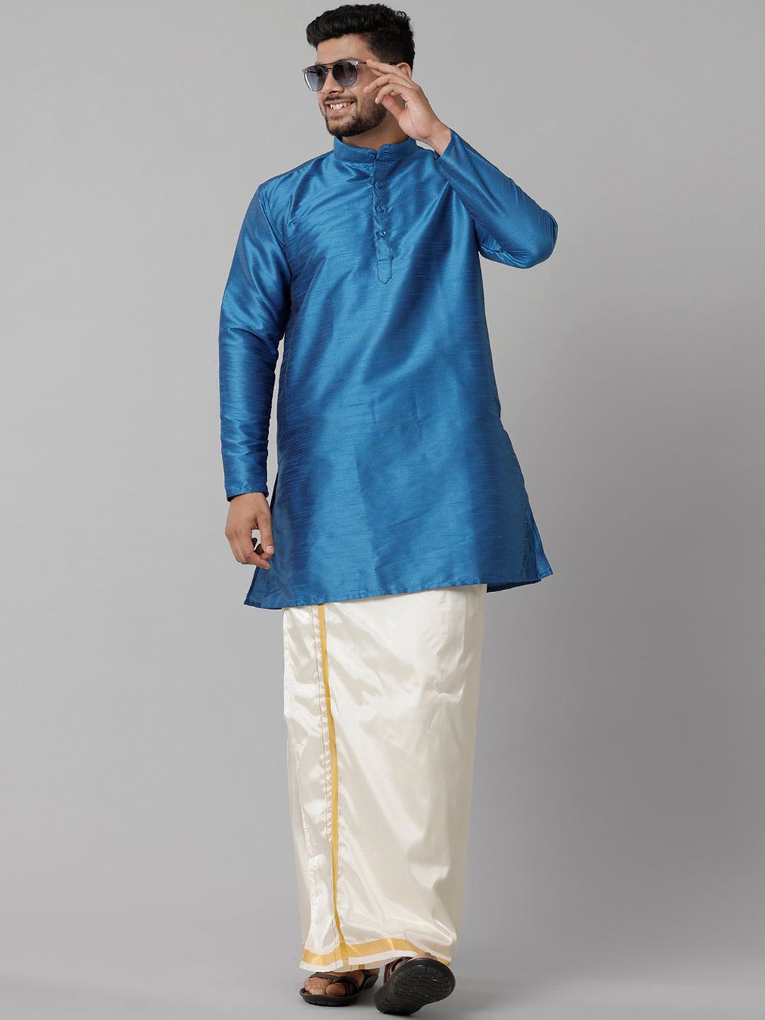 

Ramraj Mandarin Collar Long Sleeves Straight Kurta With Golden Zari Dhoti, Blue