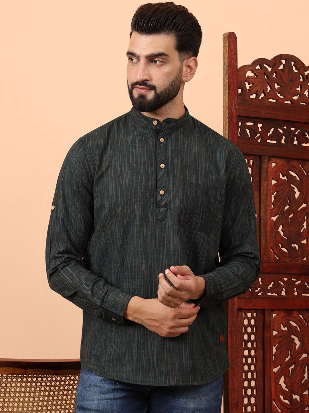 

Latest Chikan Garments Striped Mandarin Collar Straight Short Kurta, Green