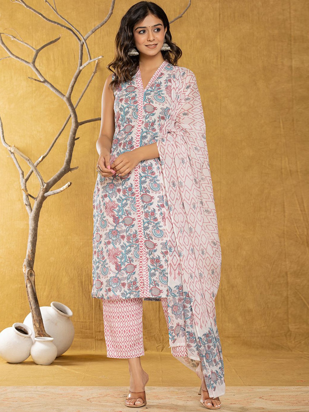 

Yufta Floral Printed Sleeveless Pure Cotton Straight Kurta With Trousers & Dupatta, White