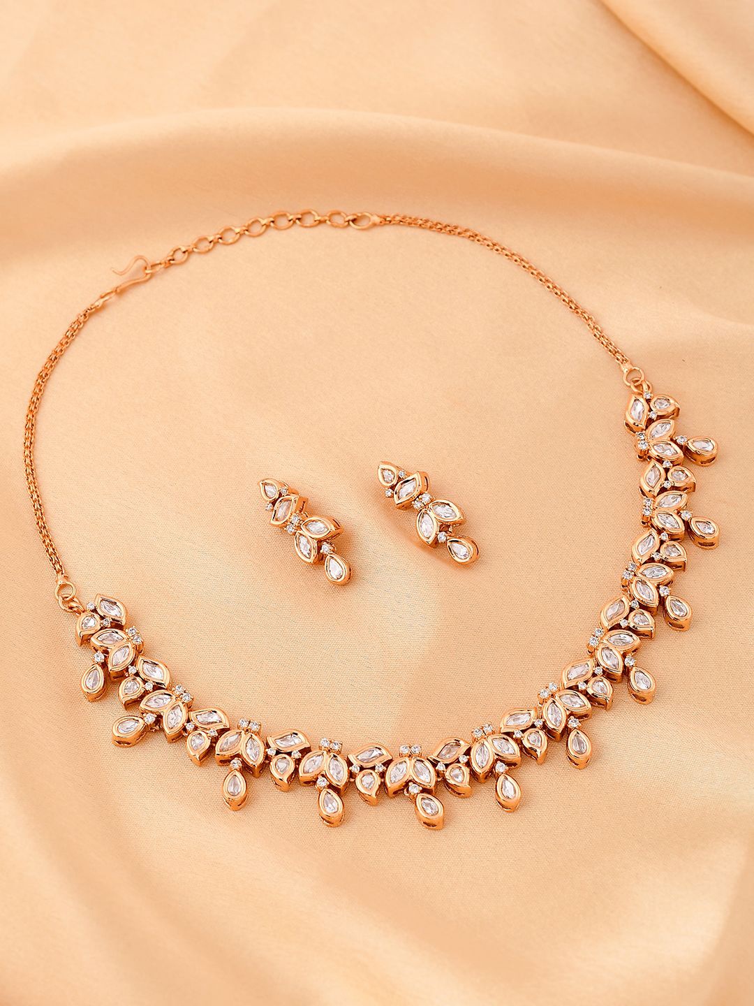 

Voylla Gold-Plated Essentials Radiant Glamour Kundan-Studded Jewellery Set