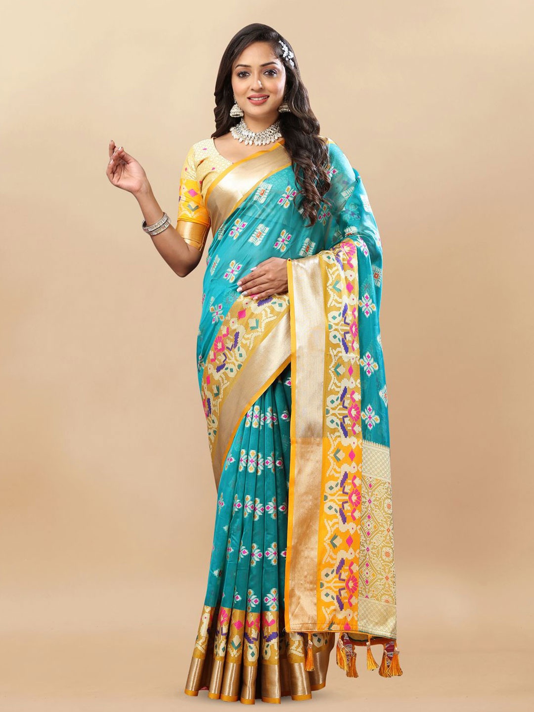 

MOKSHA DESIGNS Woven Design Zari Silk Blend Banarasi Saree, Blue