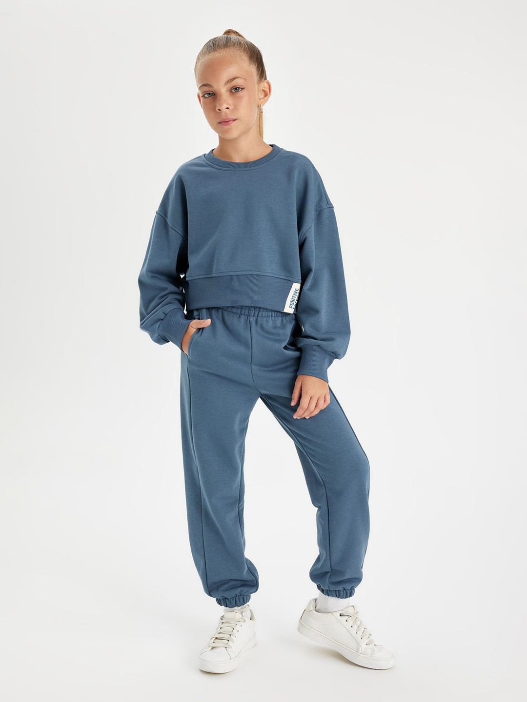 

DeFacto Girls Round Neck Sweatshirt with Joggers, Blue