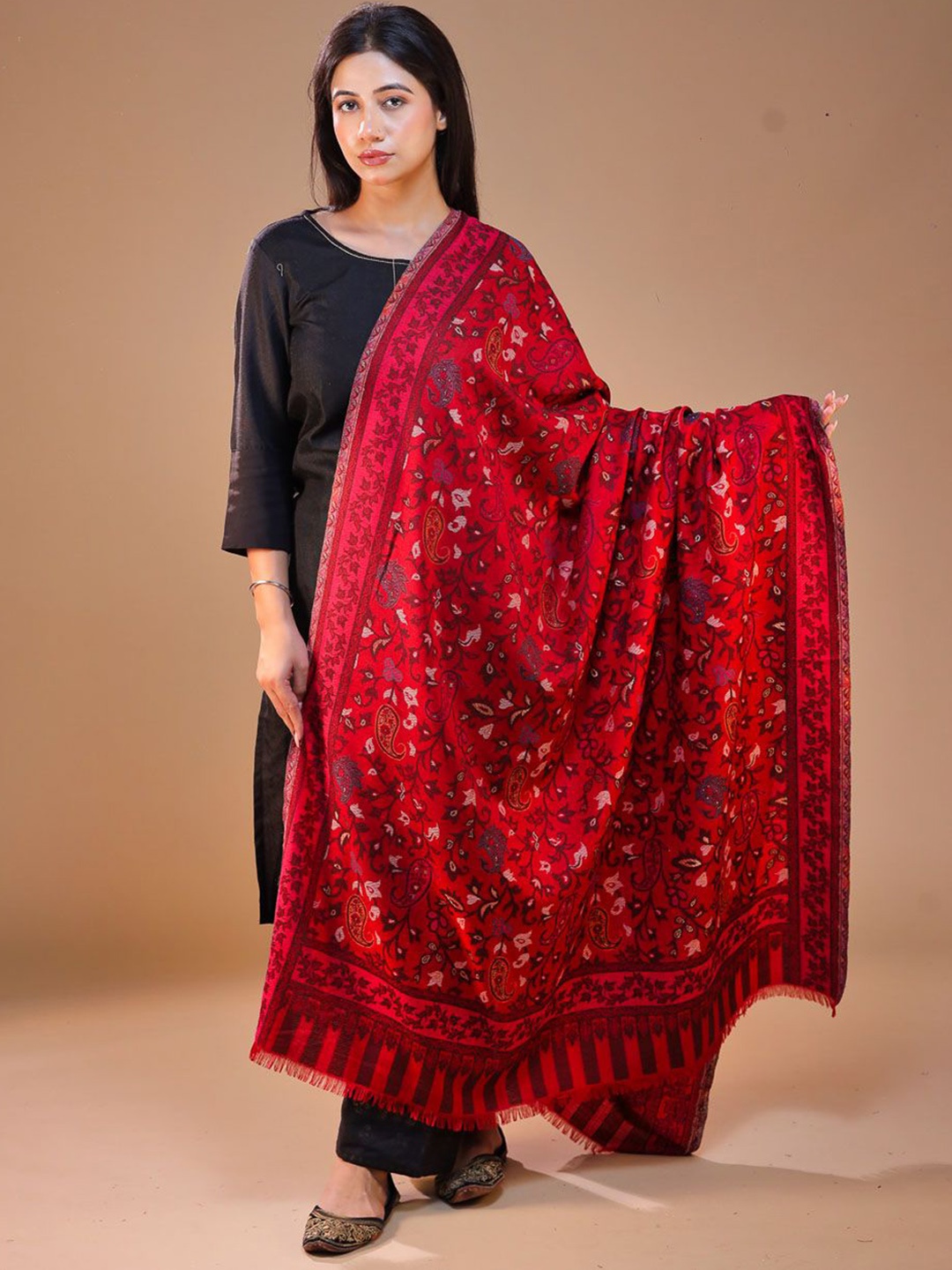 

SWI Stylish Ethnic Motifs Kani Woven Design Shawl, Maroon