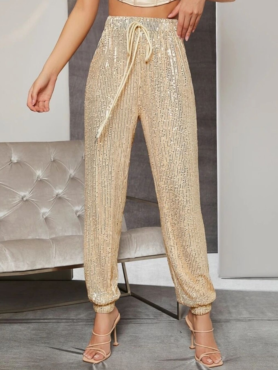 

KPOP Women Solid Regular Fit Original Trousers, Gold