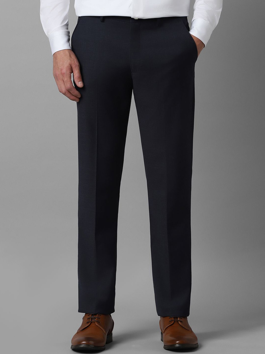 

Louis Philippe Men Slim Fit Trousers, Navy blue