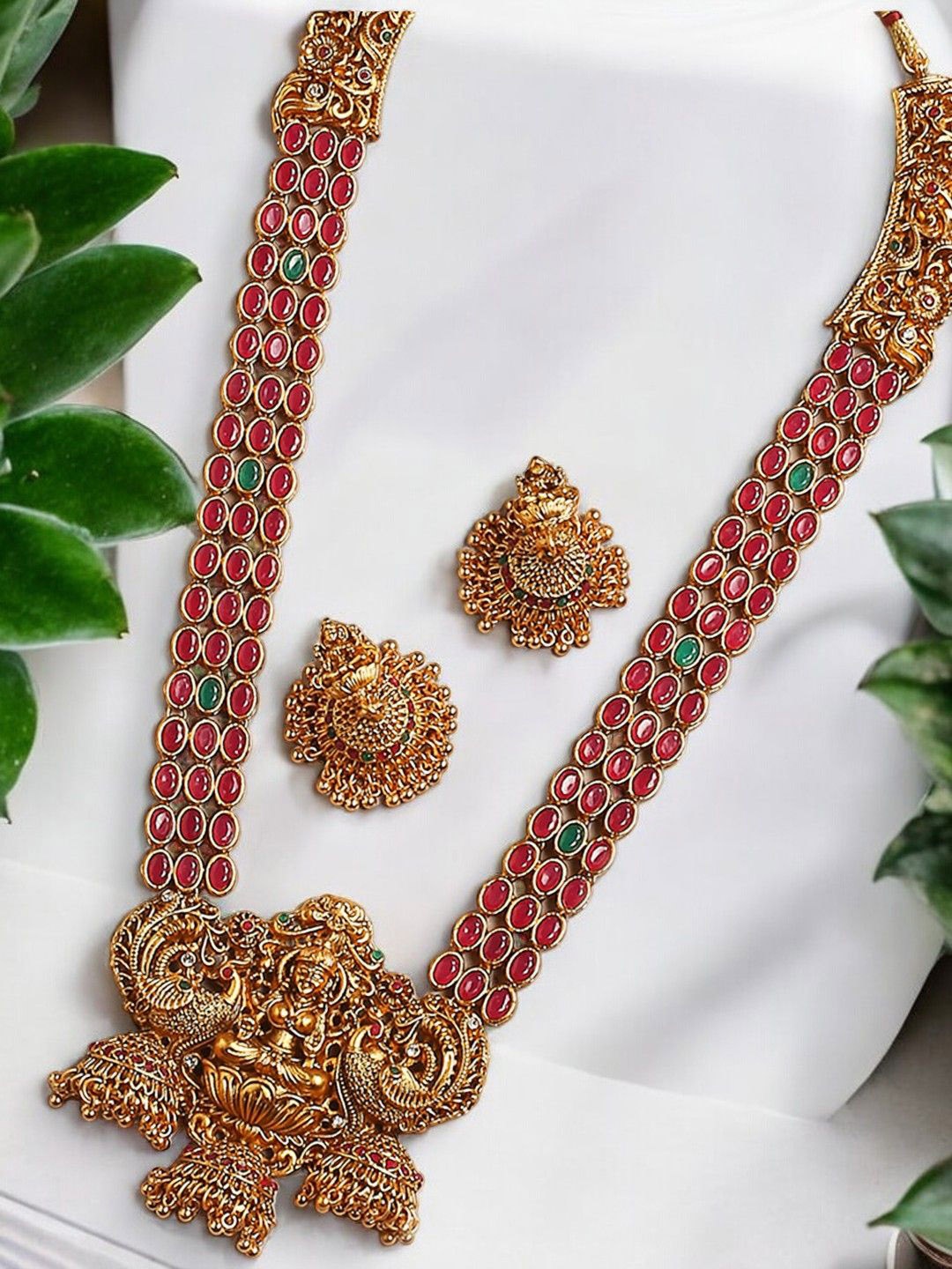

Anouk Gold-Toned Stones-Studded & Beaded Goddesses Lakshmi Temple Jewellery Set