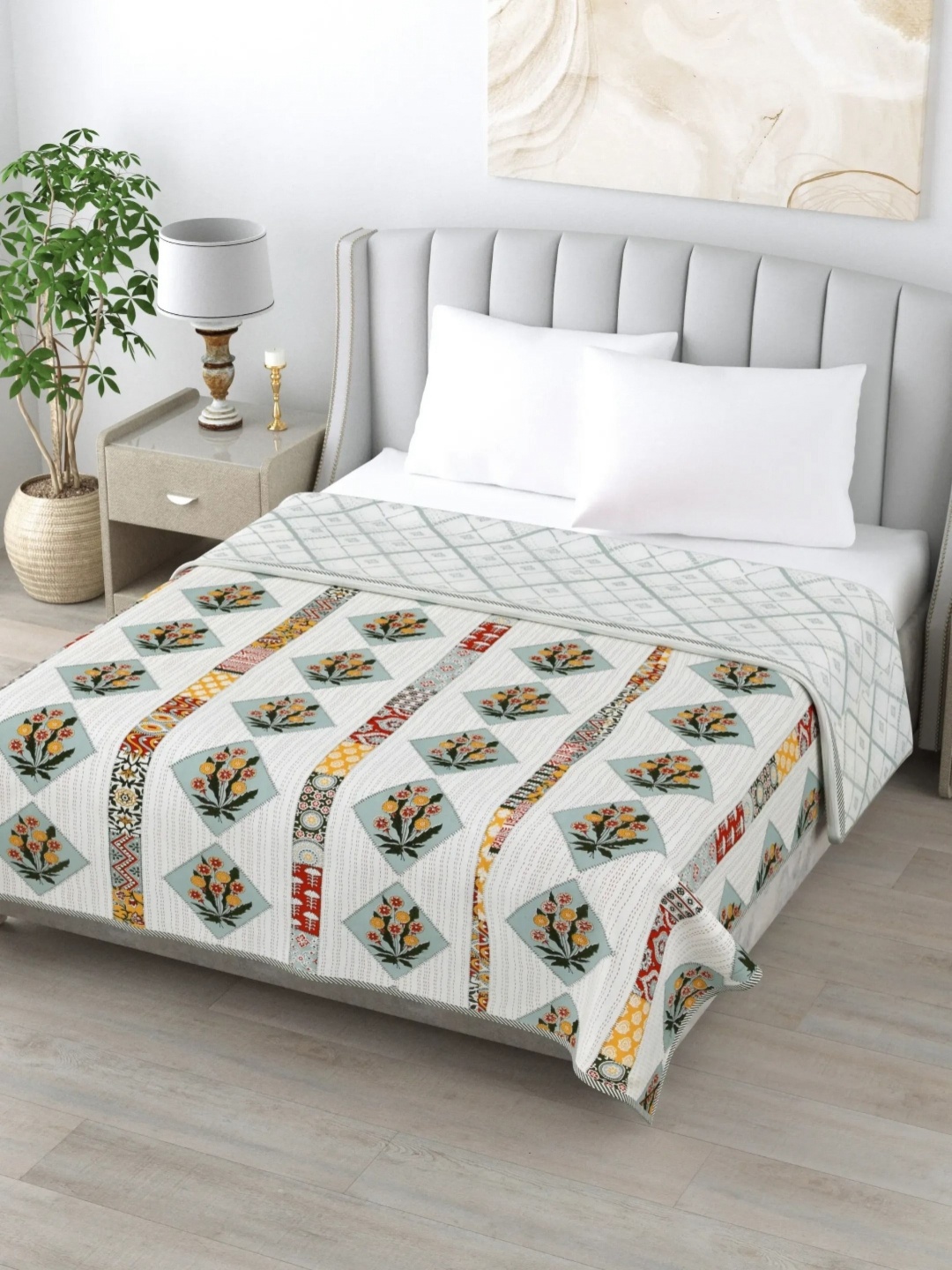 

LIVING ROOTS White Floral Printed AC Room 210 GSM Reversible Cotton Double Bed Dohar