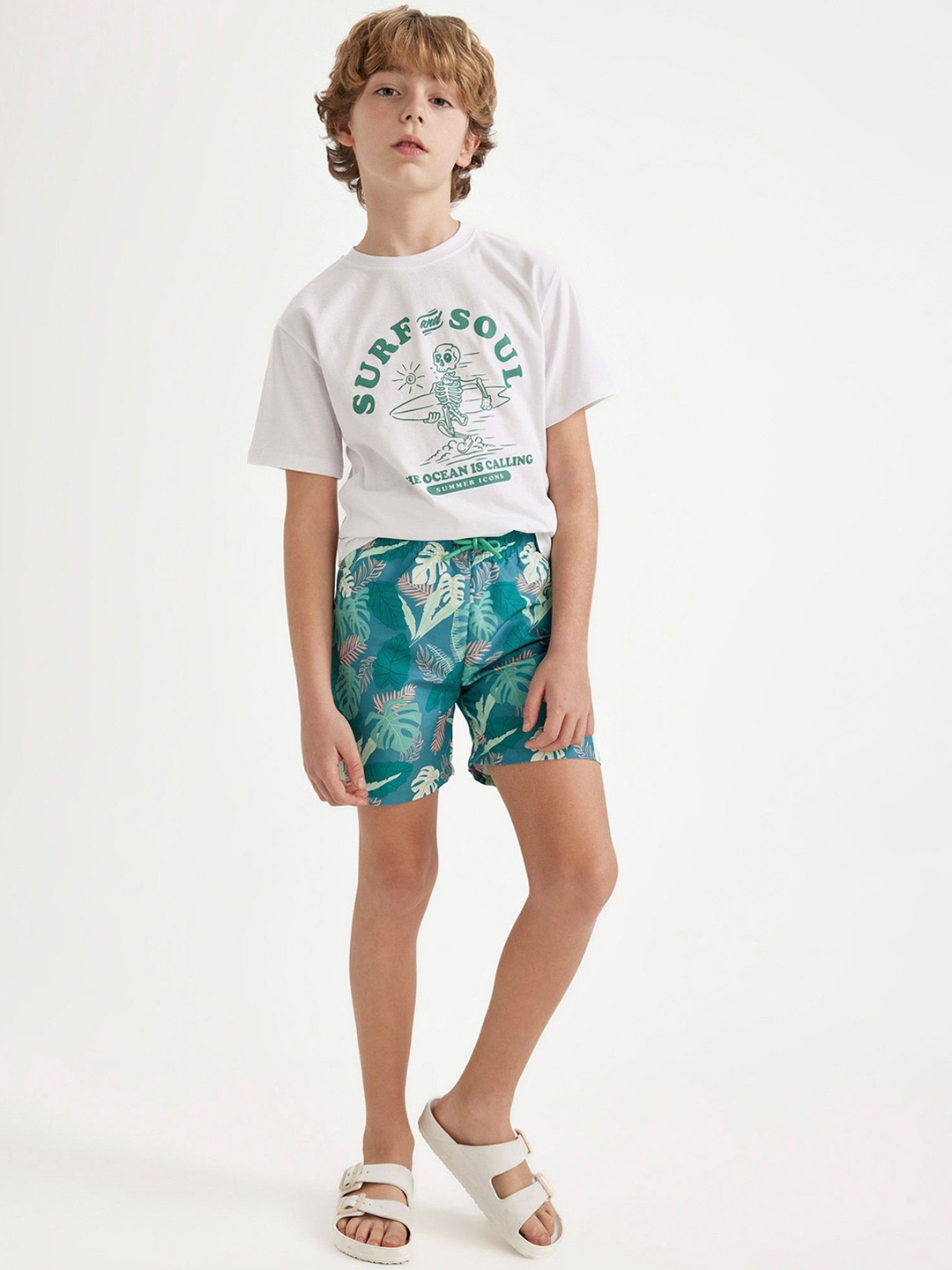 

DeFacto Boys Printed Swim Shorts, Green