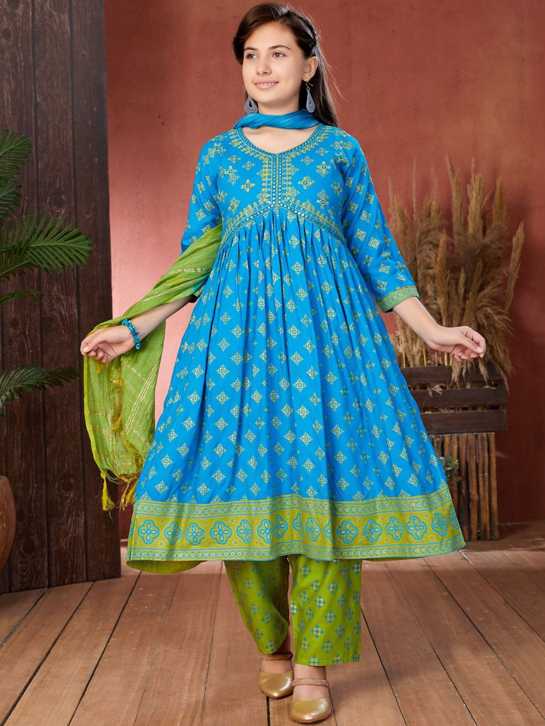 

Aarika Girls Floral Printed Mirror work V-Neck Empire Cotton Anarkali Kurta, Blue