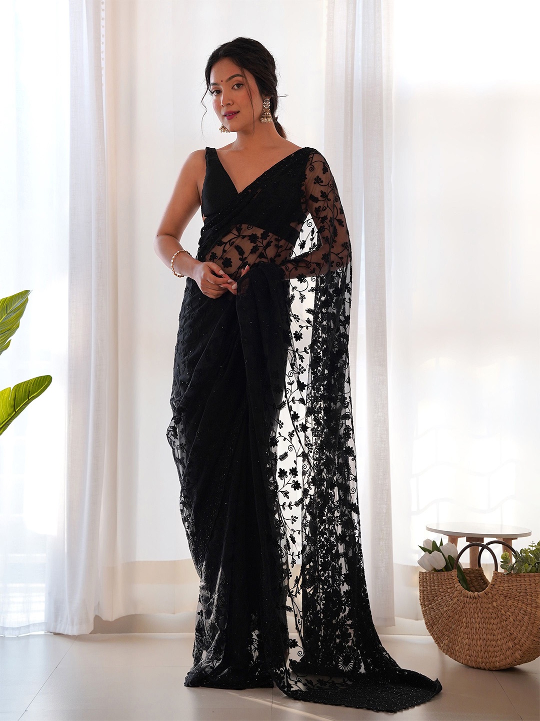 

Anouk Floral Embroidered Net Saree, Black