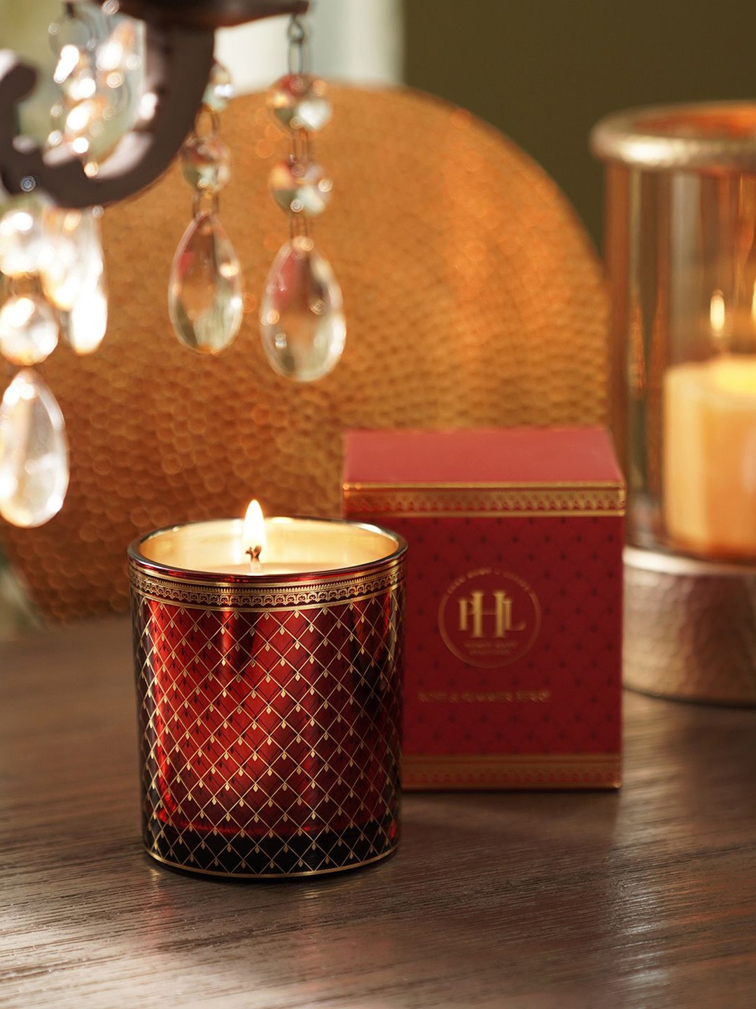 

Pure Home and Living Red & Gold Toned Printed Rose & Summer Scented Glass Jar Candle