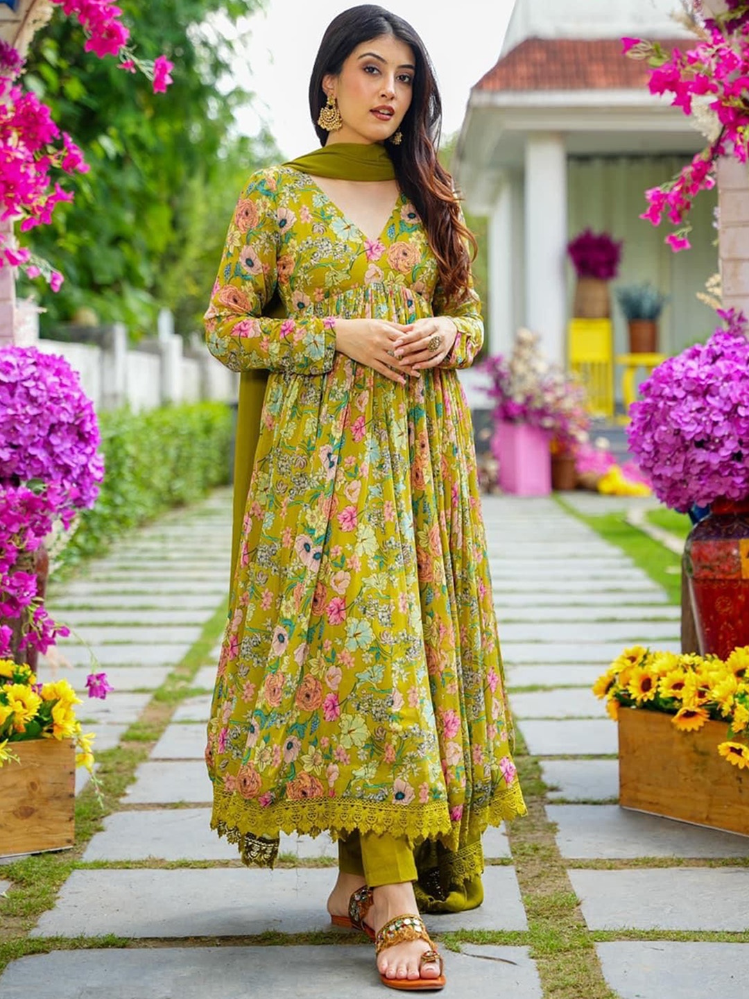 

Dwijupal Floral Printed Anarkali Kurta With Trousers & Dupatta, Mustard