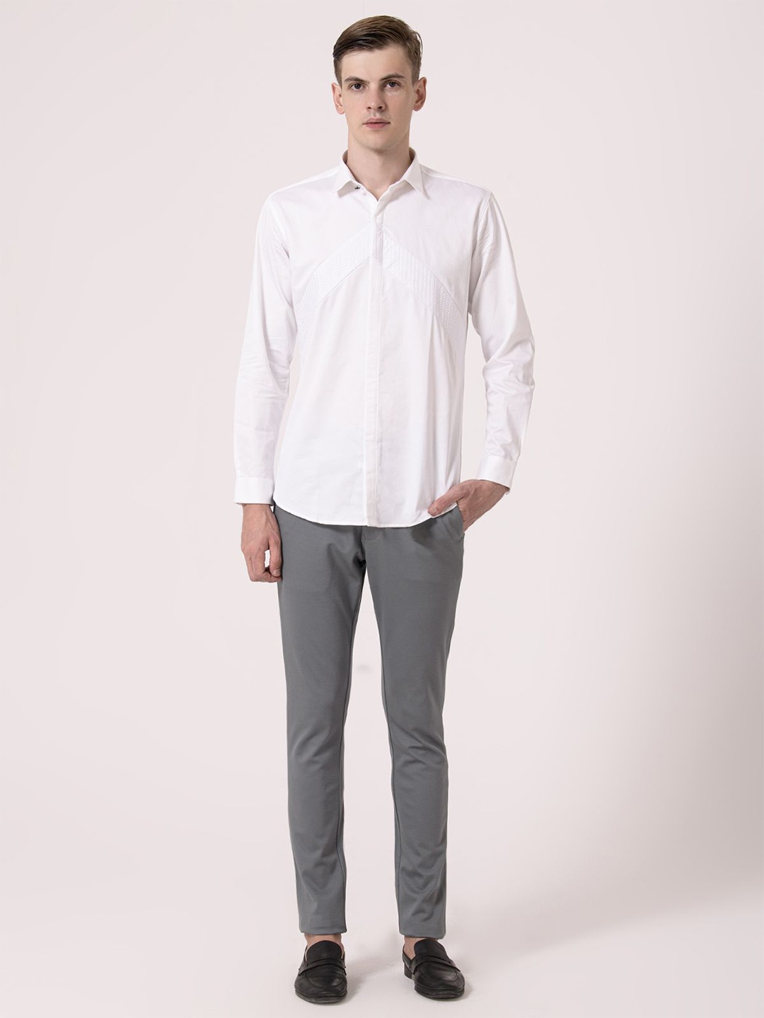 

Albion By CnM Men Spread Collar Solid Polycotton Casual Shirt, White