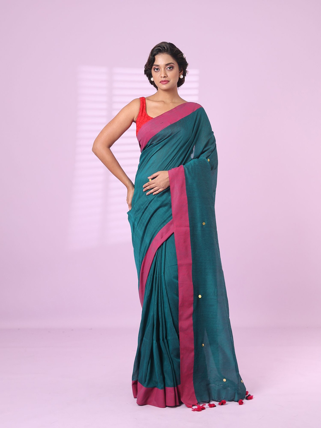 

Charukriti Embellished Sequinned Pure Cotton Saree With Contrast Border, Teal