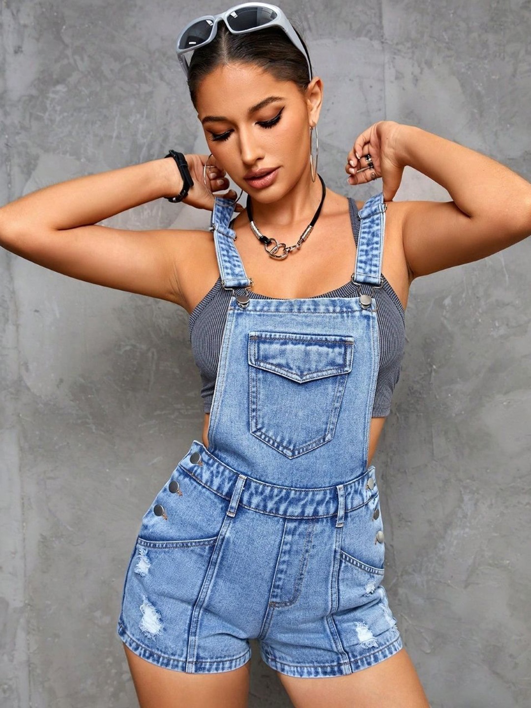 

KPOP Women Mid-Rise Knee Length Shorts, Blue