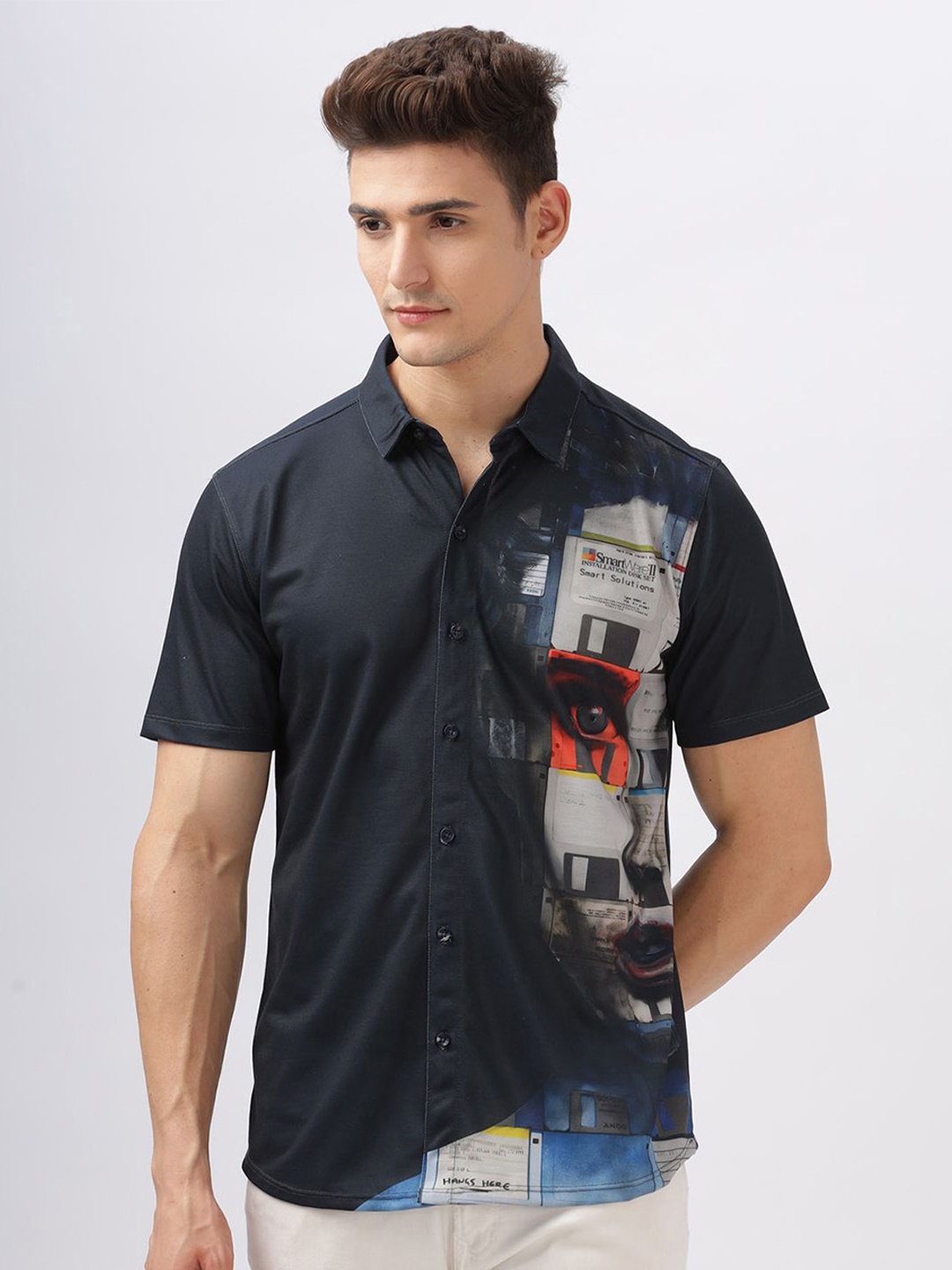 

BULLMER Men Standard Spread Collar Graphic Printed Cotton Casual Shirt, Black