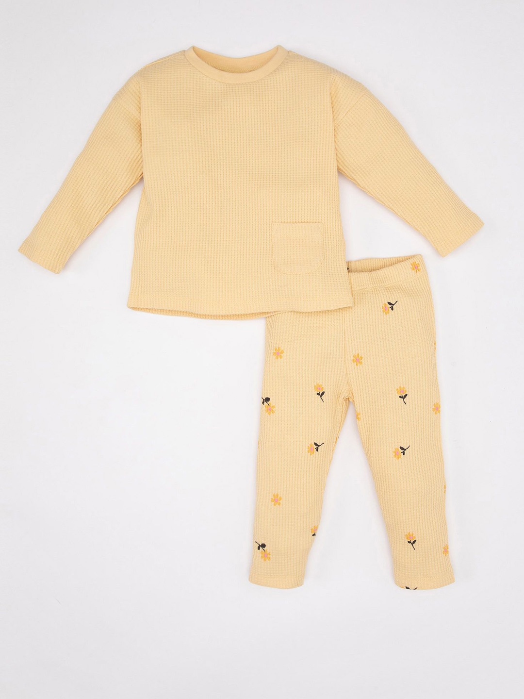 

DeFacto Girls Pure Cotton Sweatshirt With Trousers, Yellow