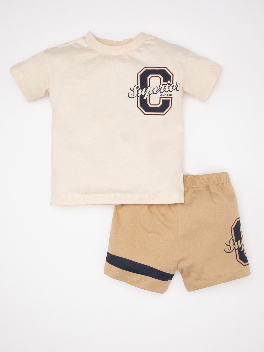 

DeFacto Boys Pure Cotton T-Shirt with Shorts, Pink