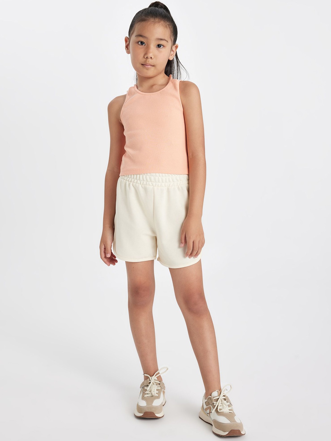 

DeFacto Girls Mid-Rise Shorts, Na