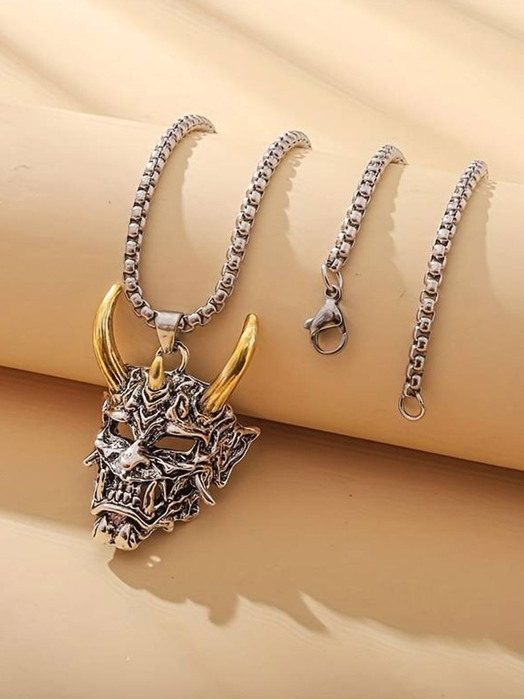 

fabula Men Contemporary Pendants with Chains, Silver