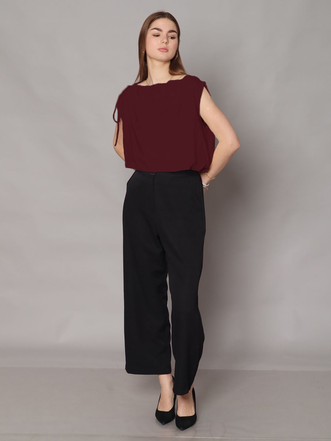 

Zink London Women Solid Boat Neck Top, Burgundy