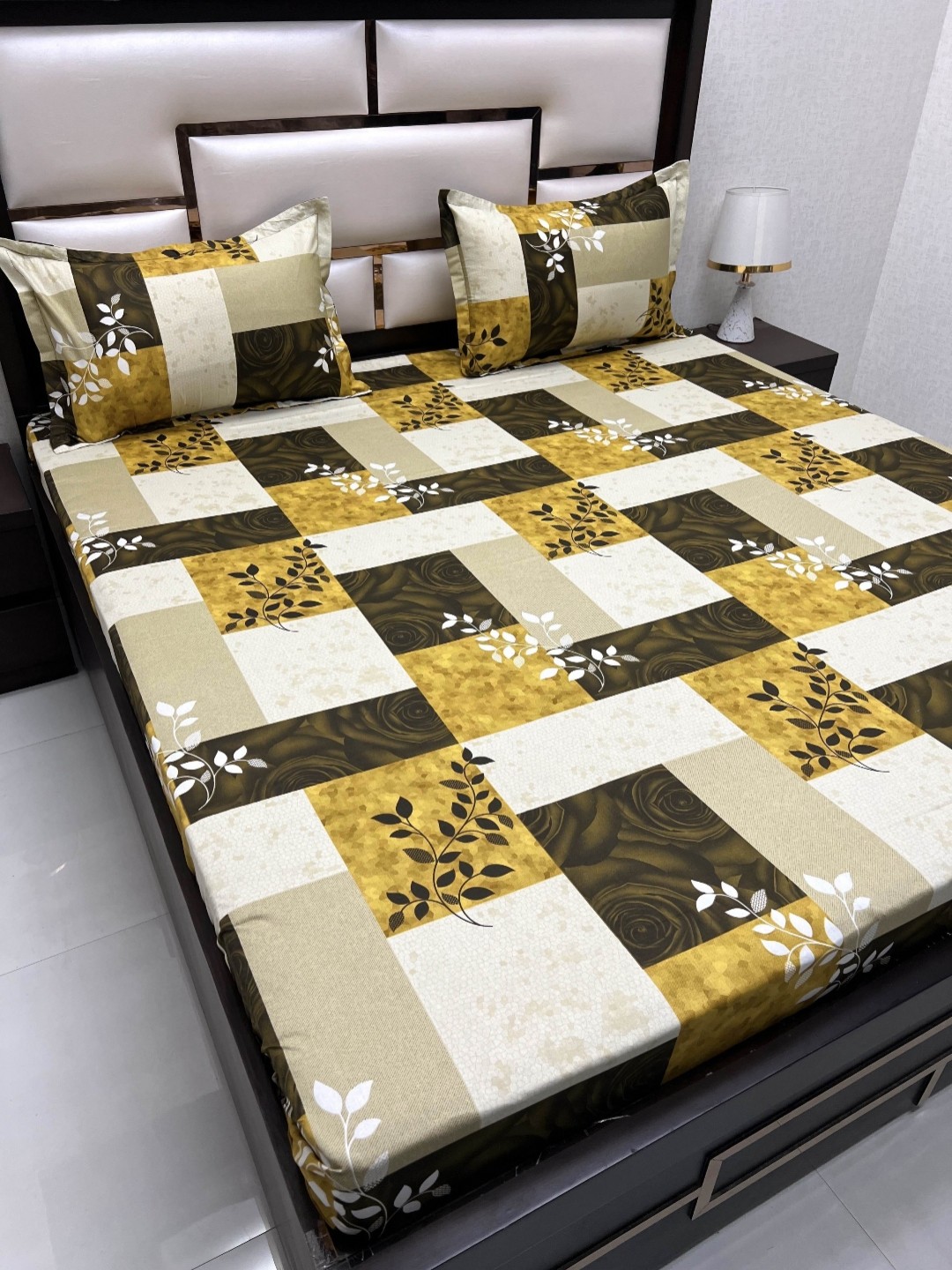 

Pure Decor Cotton Queen Size Double Bed Bedsheet With 2 Pillow Covers 2.28m X 2.54m, Green