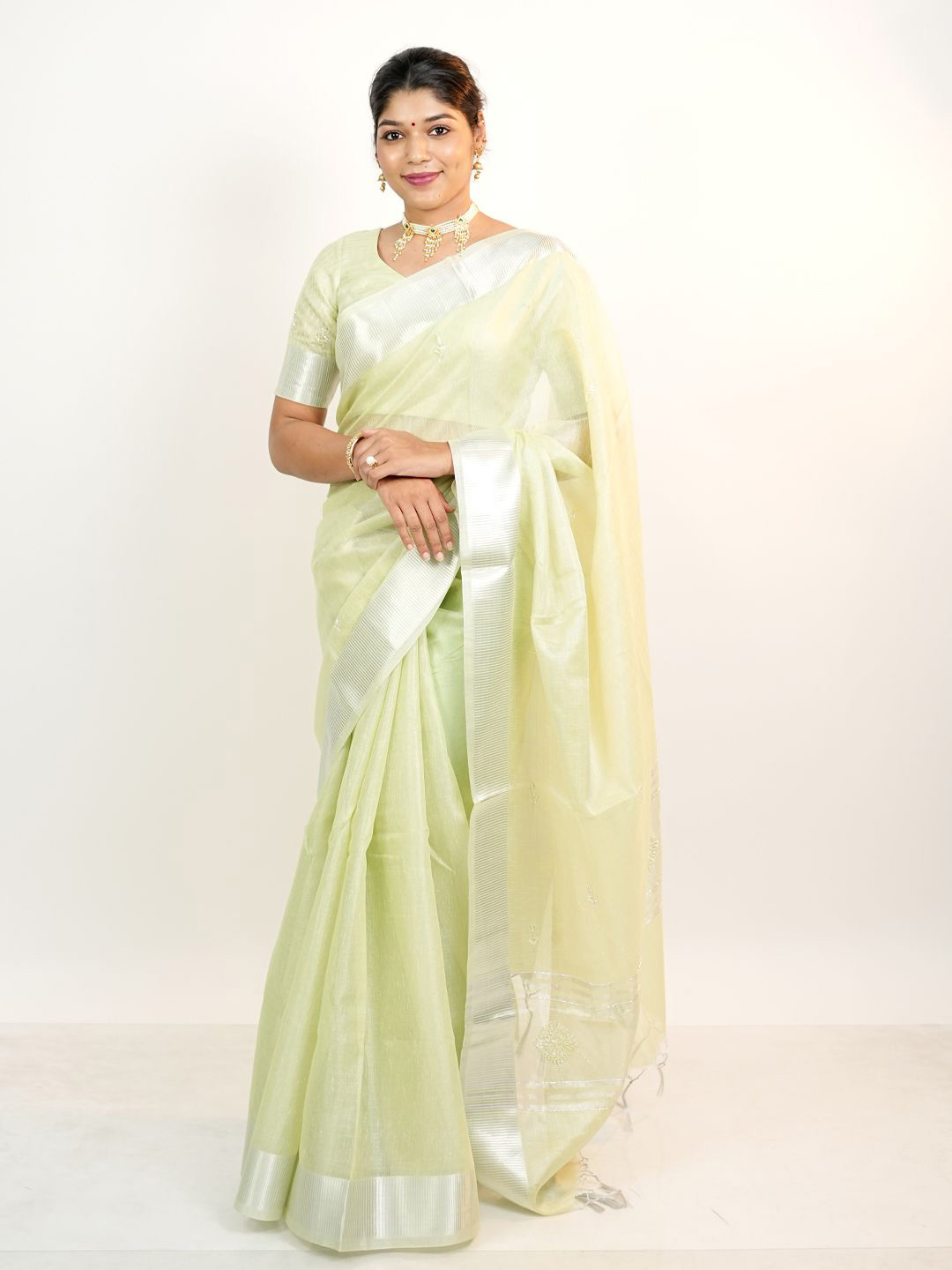 

POONOLIL Floral Zari Art Silk Tussar Saree, Sea green