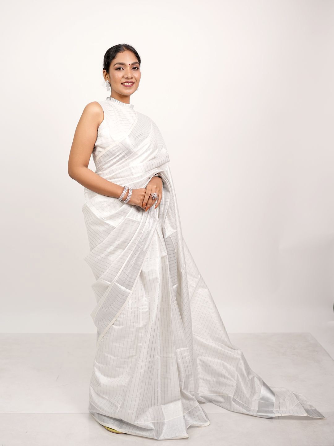 

POONOLIL Woven Design Striped Tussar Saree With Silver Zari, White