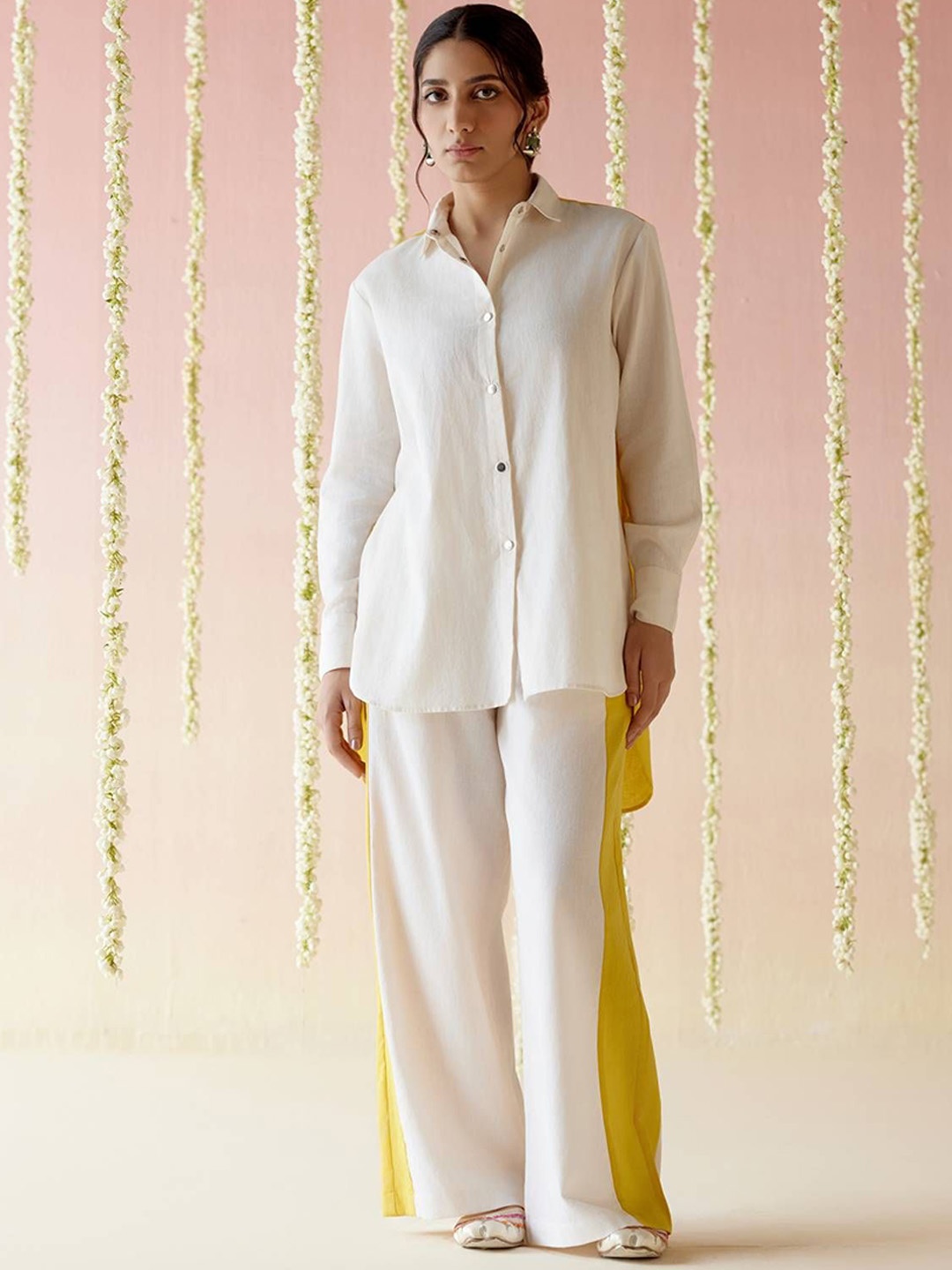

NERO Colorblocked Pure Cotton Shirt With Trouser, Yellow