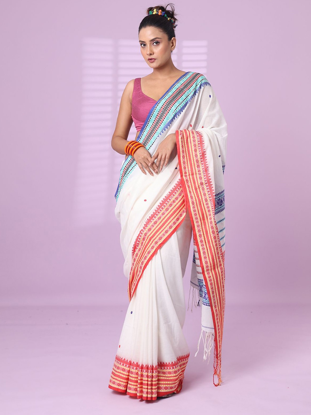 

Charukriti Woven Design Pure Cotton Saree, White